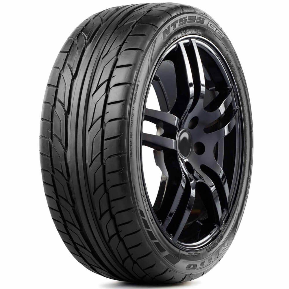 NITTO 215/45R18 NT555 G2 93Y